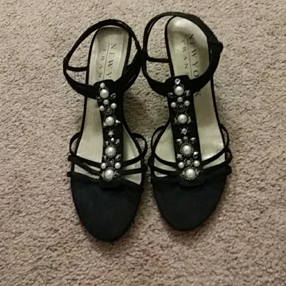 Heels - Picture 1 of 2